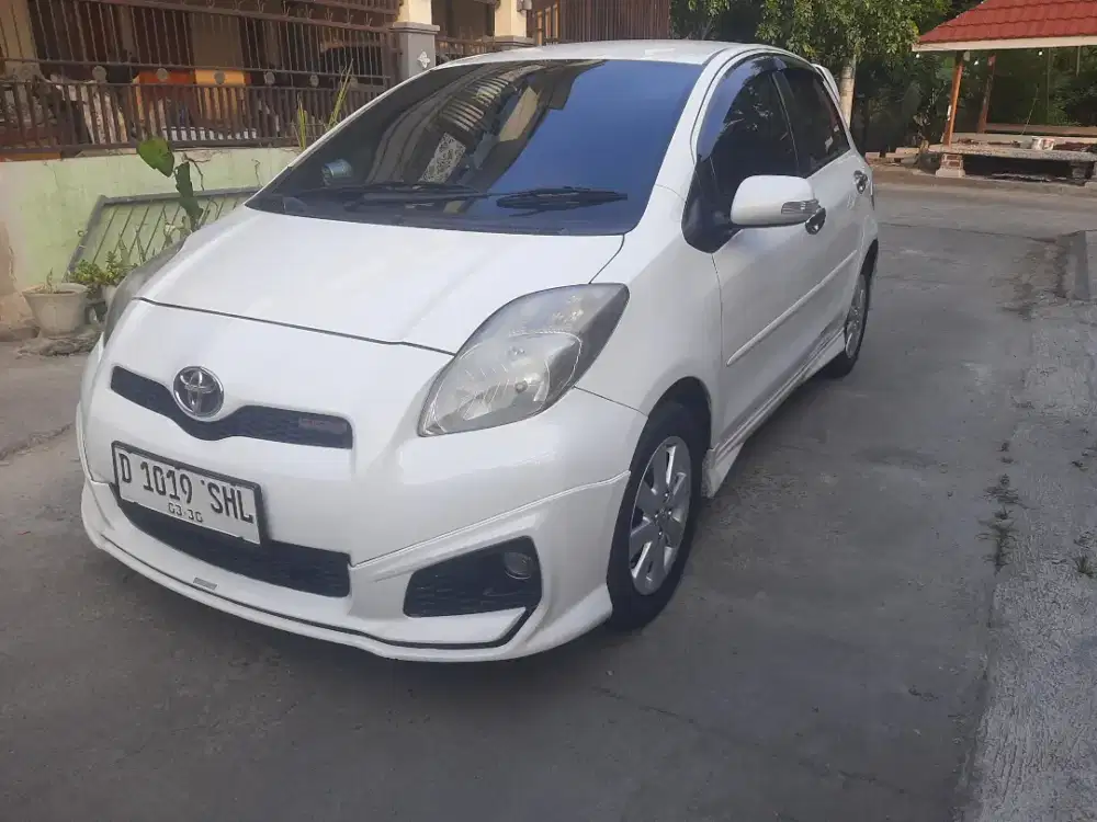 Toyota Yaris TRD Sportivo 2012