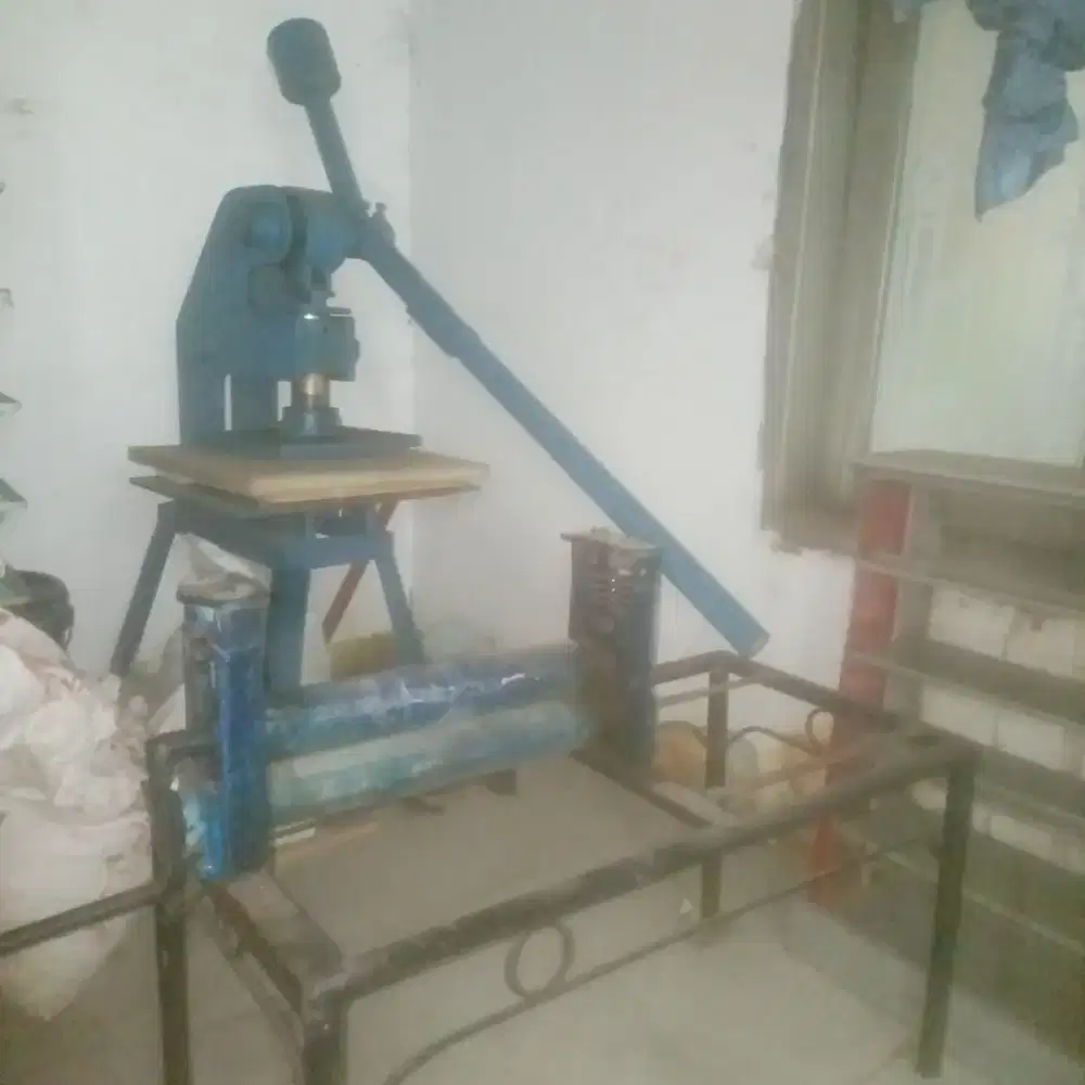 Mesin pound cutting press