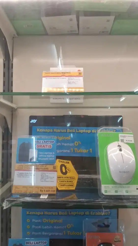 Laptop Lenovo 8gb/256gb bisa pakai cicilan