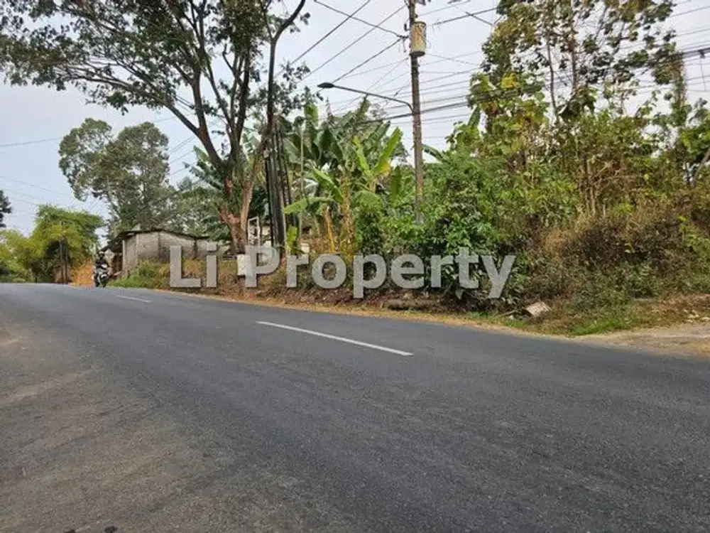 Gunungpati Raya, Pandean, dekat Pasar Gunungpati, Semarang