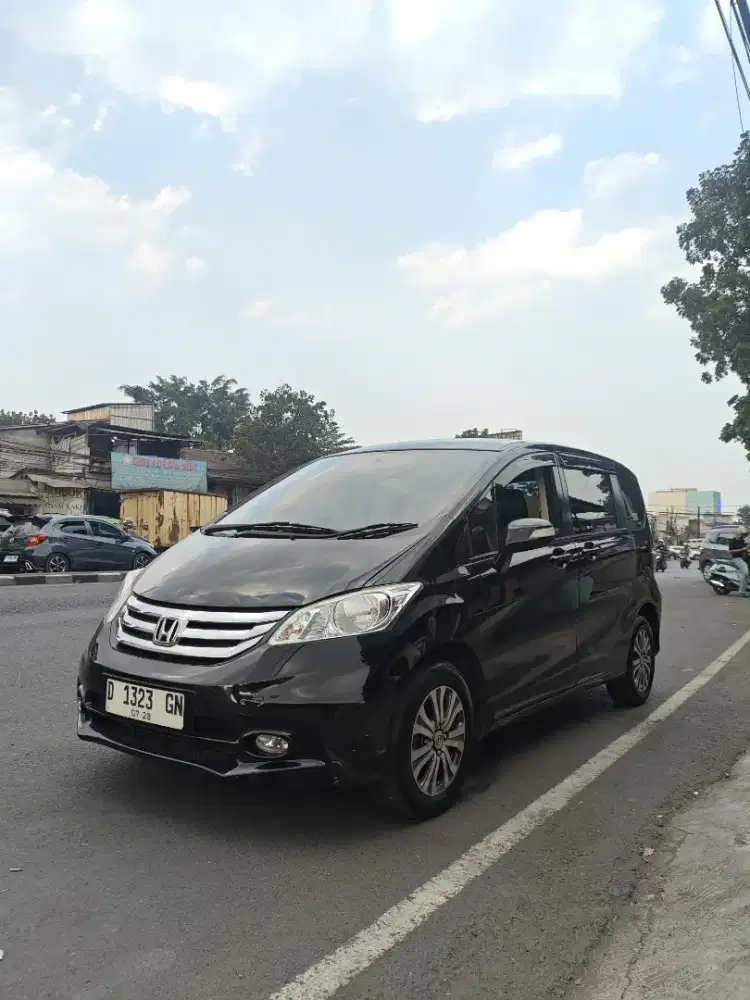 HONDA FREED PSD AT 2015