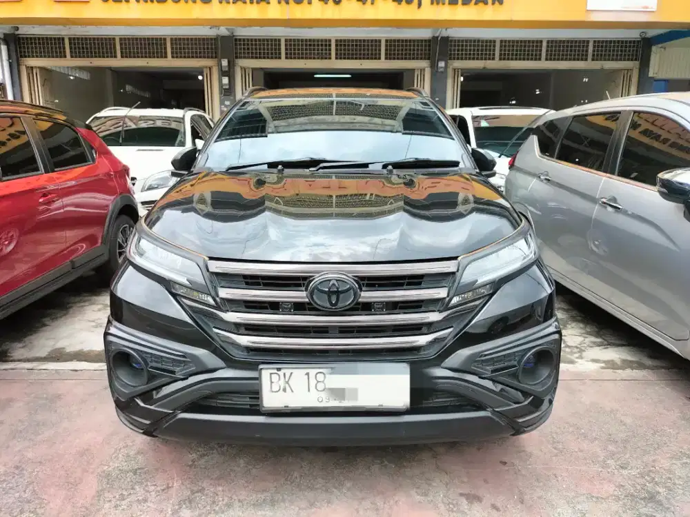 Toyota Rush GR MT Manual Hitam 2022