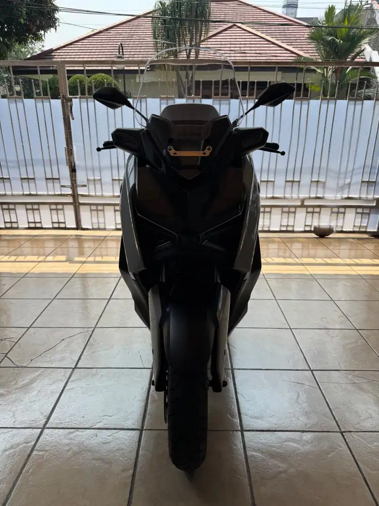 Xmax Connected istimewa