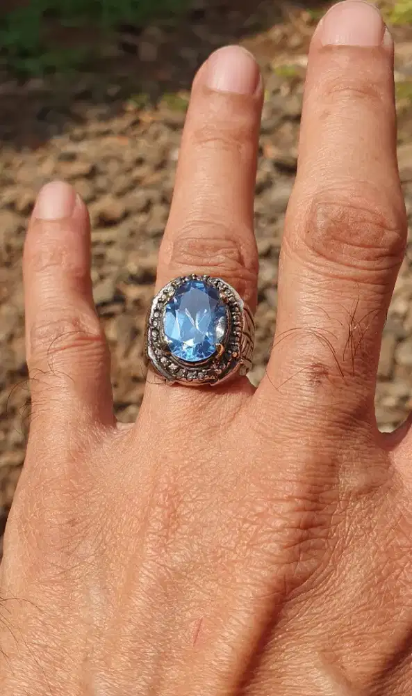 Topaz london blue