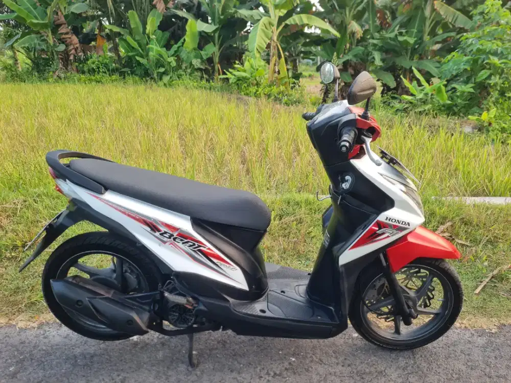 Beat 2015 ESP plat AB Sleman