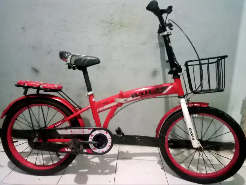 Dijual sepeda lipat merk WOFA Ring 18 kondisi masih bagus Keker normal