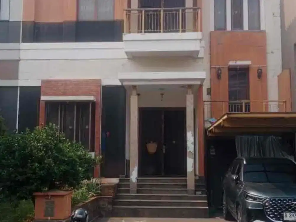 Dijual Rumah mewah lokasi strategis di Gading Park View