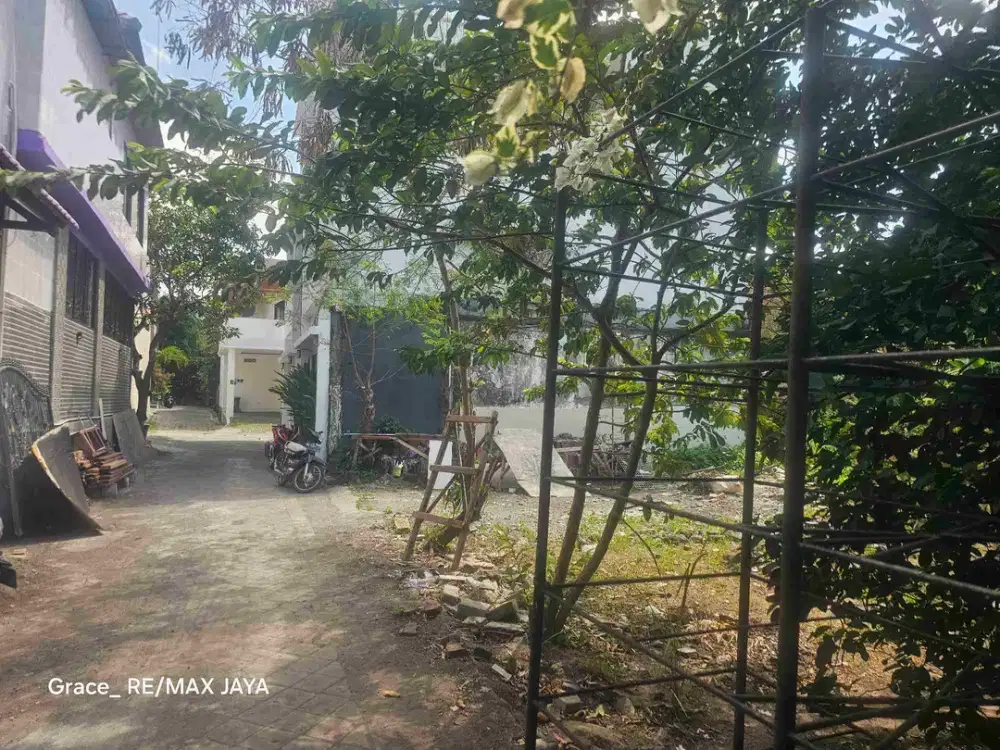 Tanah Residensial 1.35 Are di Area Privat Villa Tegal Cupek Kuta