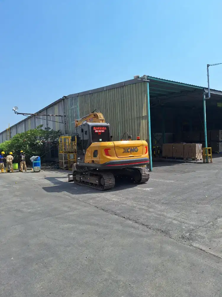 Excavator pc 75 vibro 10-12 ton wales 8-10 ton