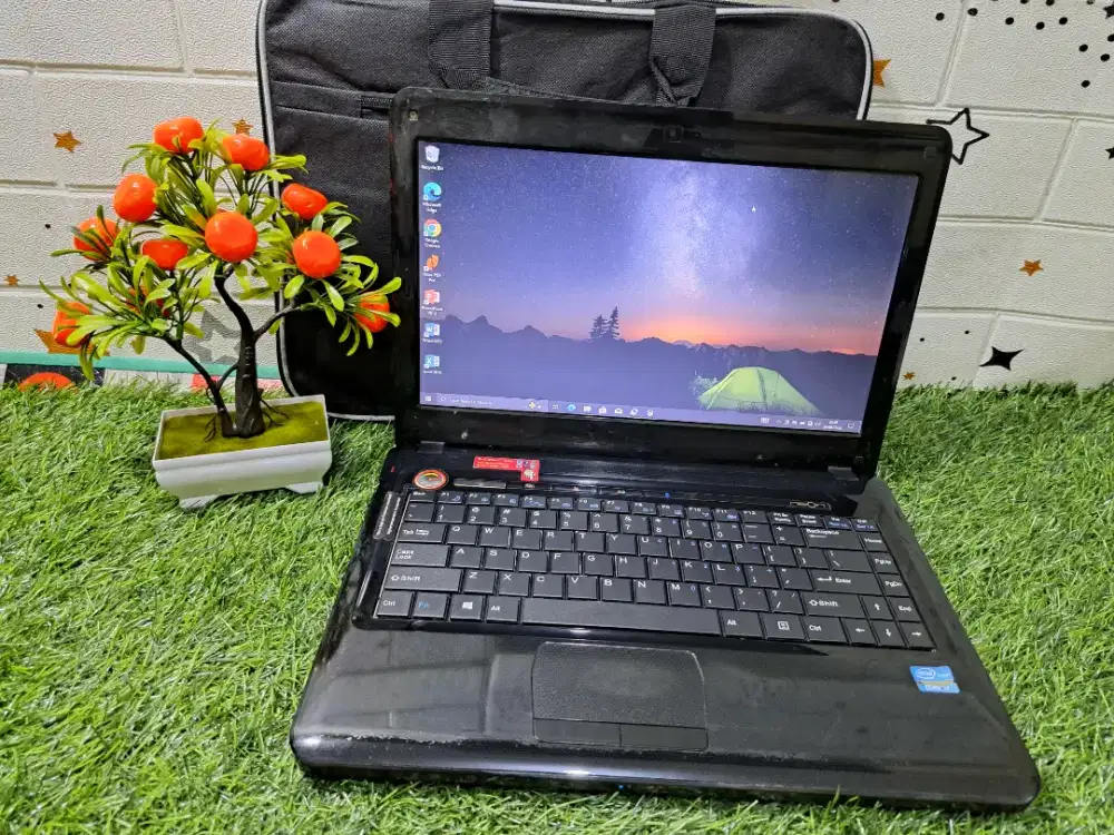 Laptop axio core i7 ram 4 gb siap pakai