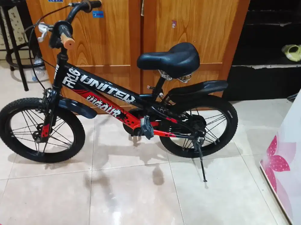 Jual sepeda anak ukuran 16,,,kondisi siap pqkai
