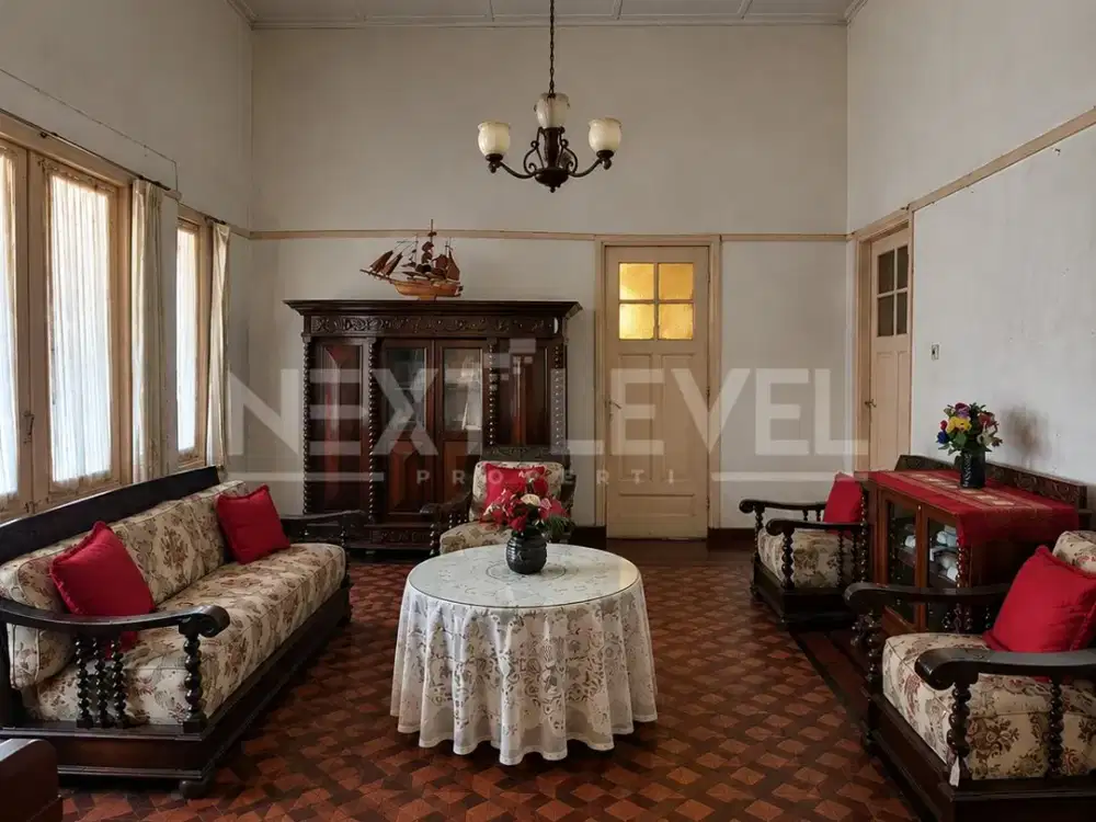 Dijual Rumah Heritage Sayap Riau Startegis | LT 967m²