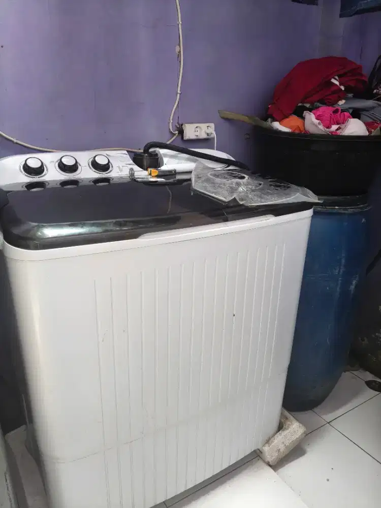 Mesin cuci polytron 14kg