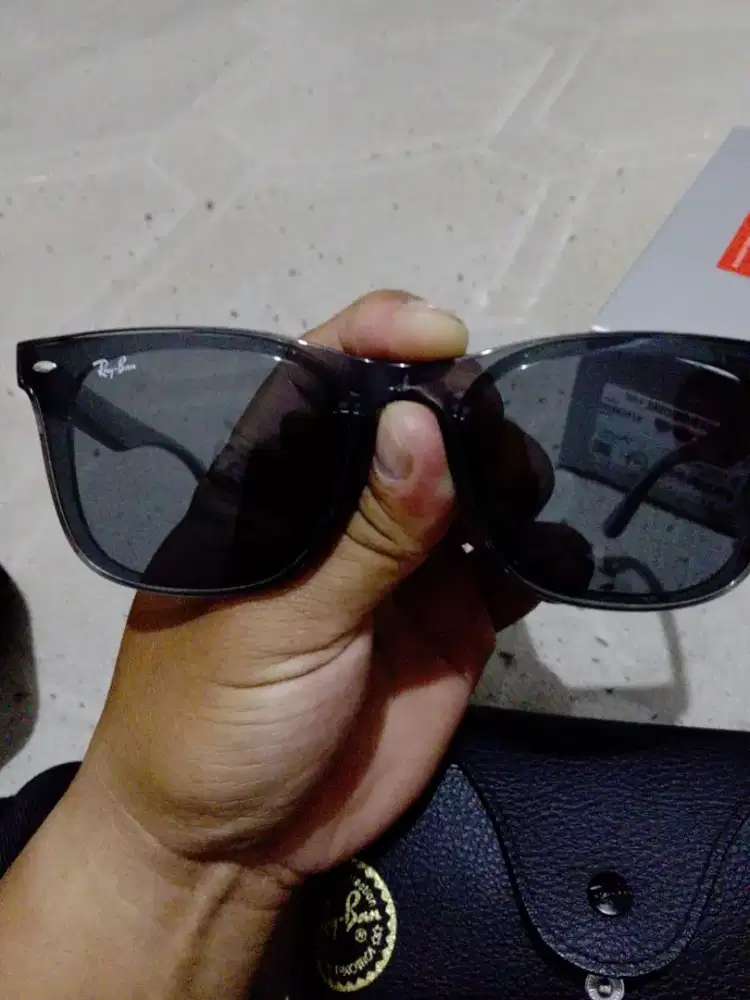 Kacamata Ray-Ban