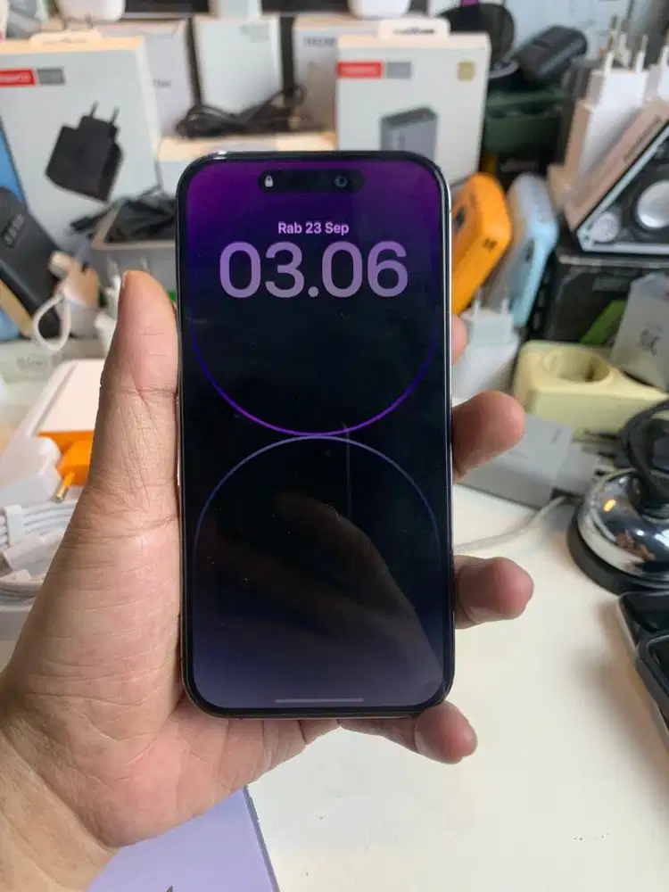 DIJUAL !! iPhone 14 pro 128GB ALL OPERATOR
