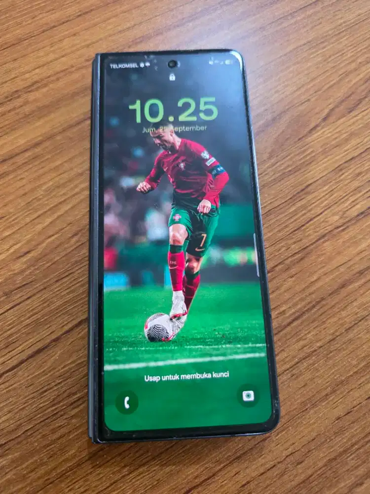 Samsung Galaxy Z Fold 4