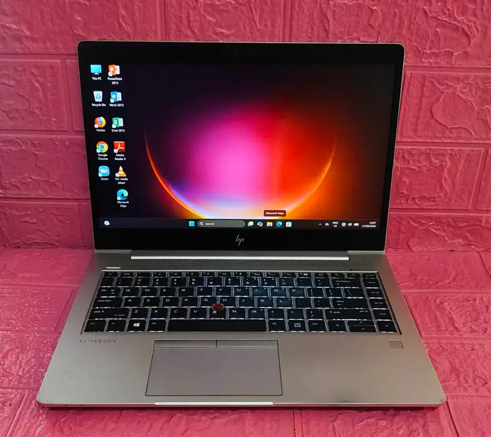Laptop HP Slim AMD Ryzen 7 Pro Ram 8GB, SSD, keyboard Backlite, Win11