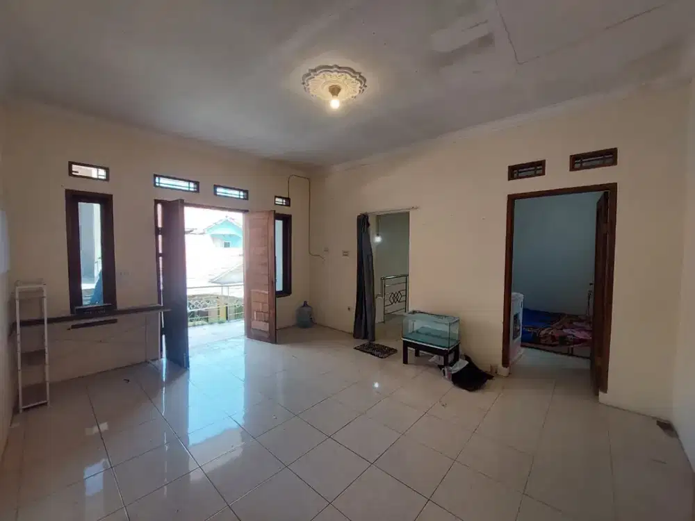 Rumah Strategis di Pharmindo - Dekat Sekolah, RS & Pusat Perbelanjaan