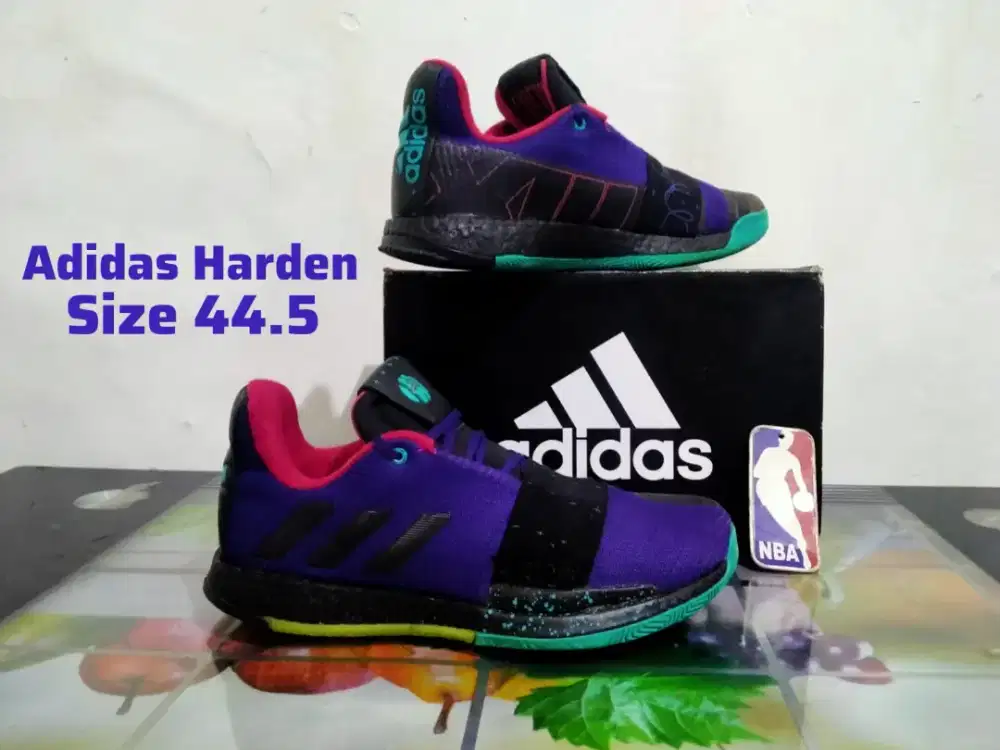 Sepatu Basket Adidas Harden Vol 3