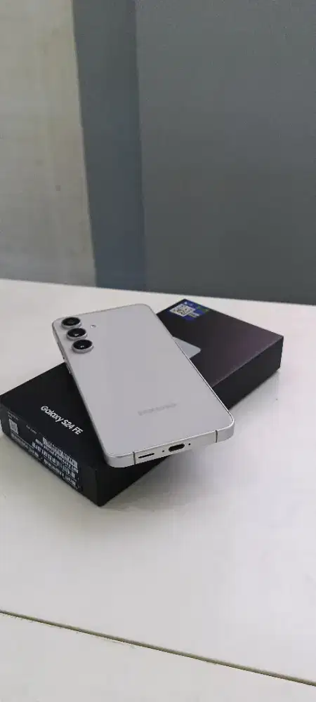 samsung S24fe 8/256, seken seperti baru,no minus ,fulset