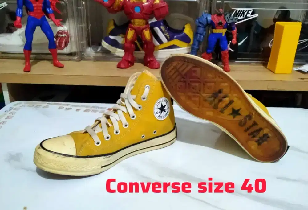 Converse all star size 40
