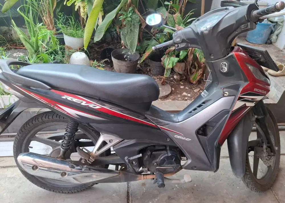Honda Revo 2015