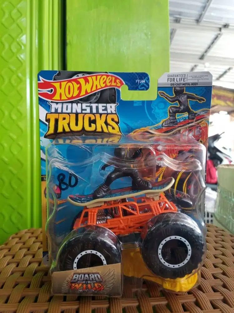 mainan anak hotwheels monster trucks board wild