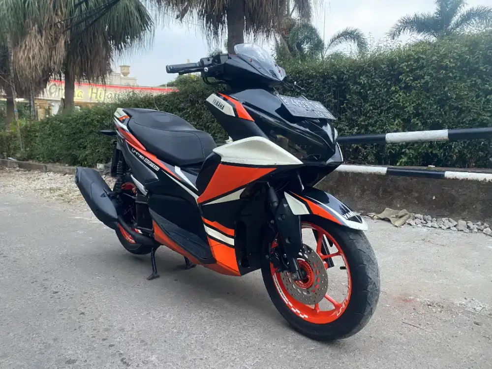 Aerox New limited edition 2021 km rendah