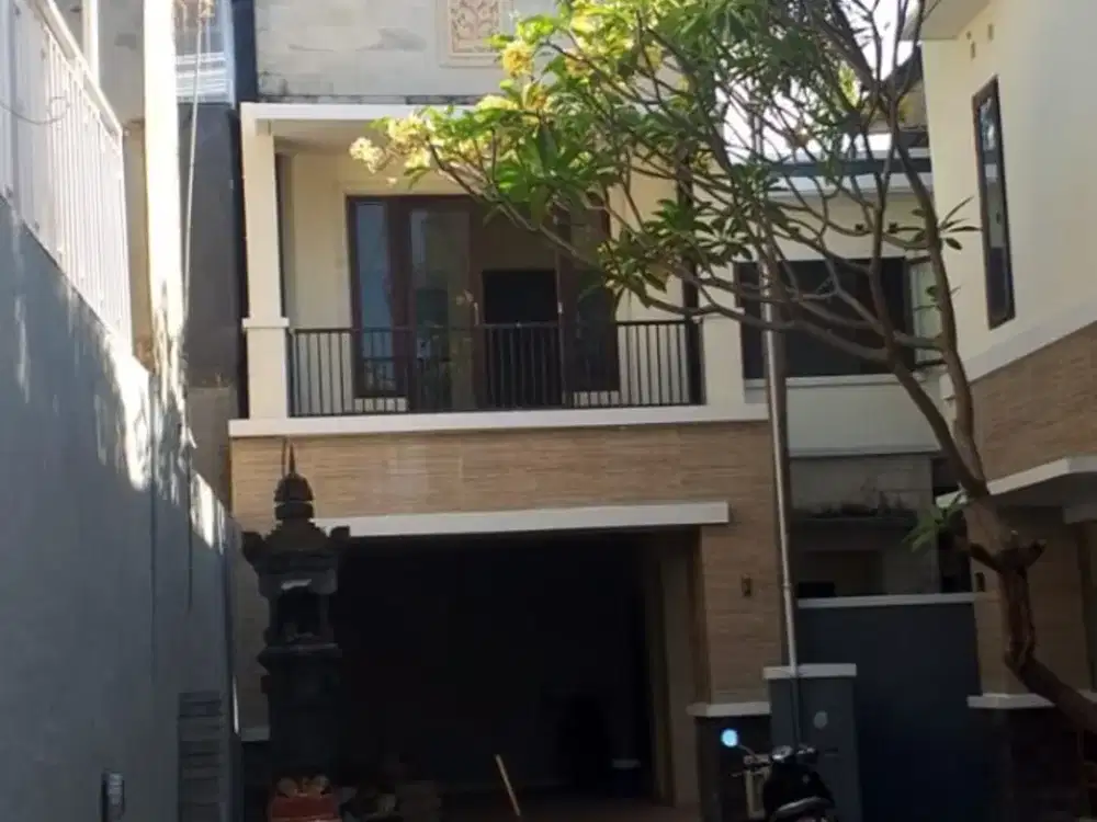 Rumah Baru 2 Lantai Disewakan di Tukad Batang Hari, Denpasar Selatan