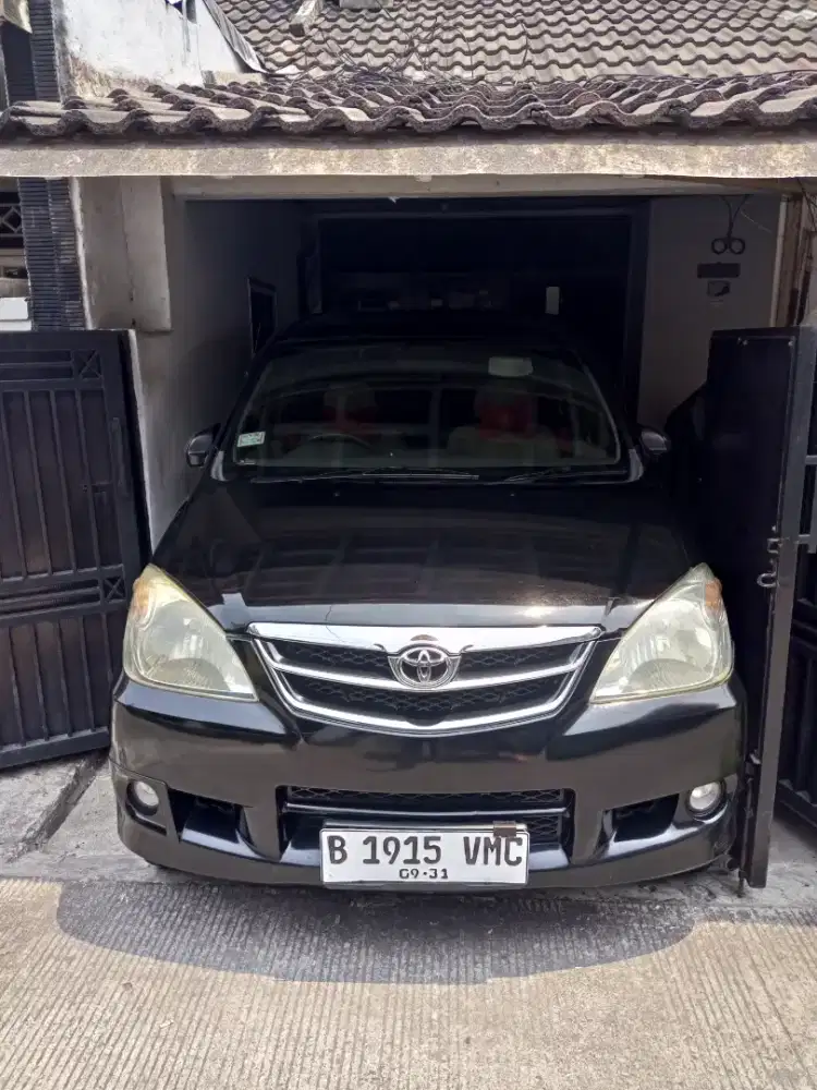 Toyota Avanza 2011 Bensin