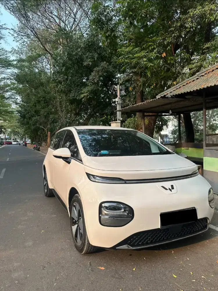 Wuling Cloud EV Lite (Cash) KM5Rb CCS2 460 KM Nik 2025 Pemakaian 2026