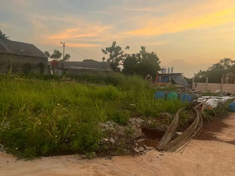 DISEWAKAN TANAH JALAN SKKI PONDOK JAGUNG DEPAN LAPANGAN HOUSE OF TENNIS