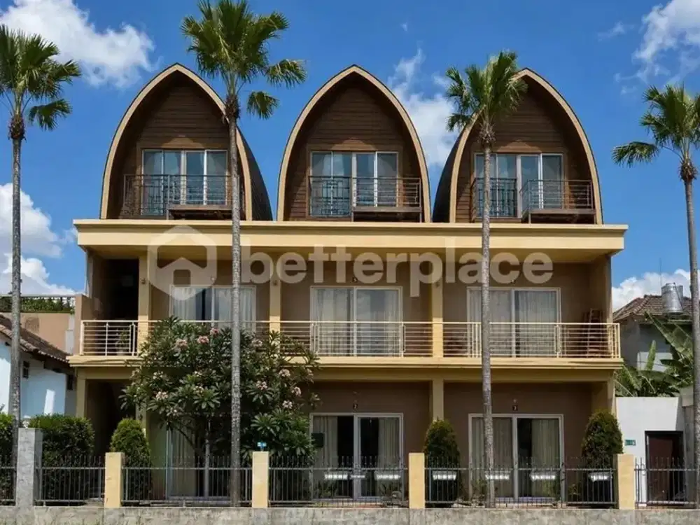 Elegant Leasehold Guesthouse in Canggu Babakan with Three Rooftop Joglo Rooms, Open Living Spaces, Rice Field Views and Prime Location