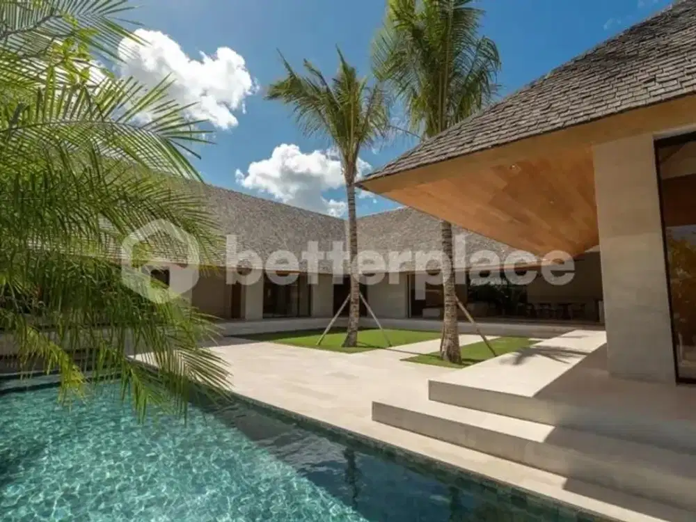 Luxury 5 Bedroom Private Villa in Tumbak Bayuh, Canggu – Premium Modern Residence