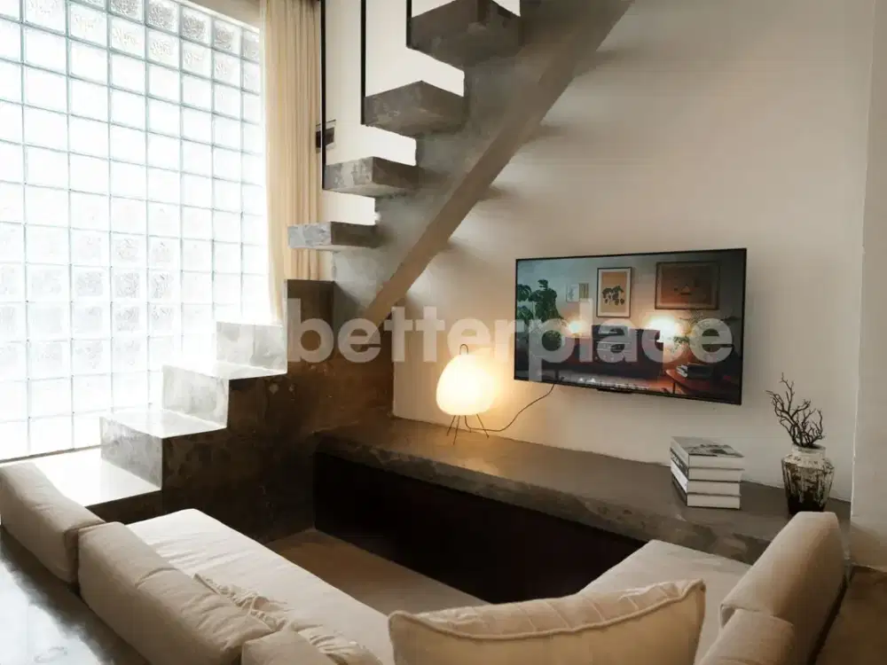 Stylish Two-Level Leasehold Villa in Prime Canggu Area