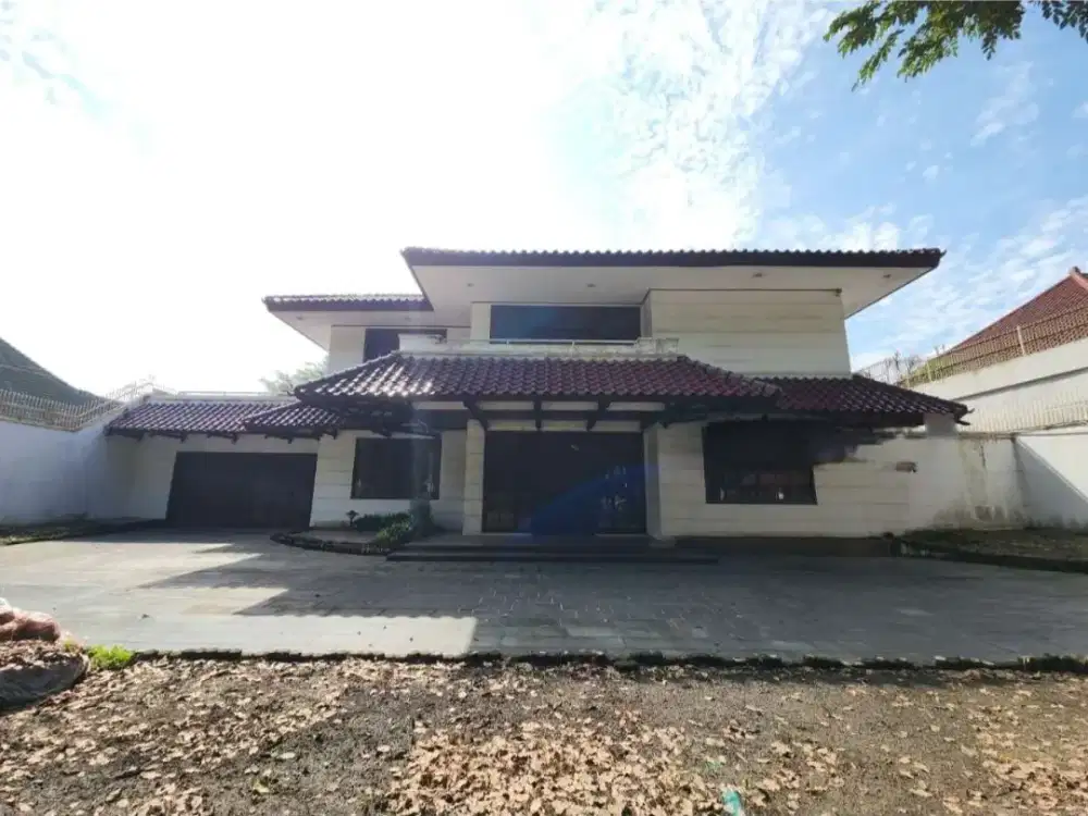 VILLA JL. WALIKOTA DEKAT JL. SUDIRMAN