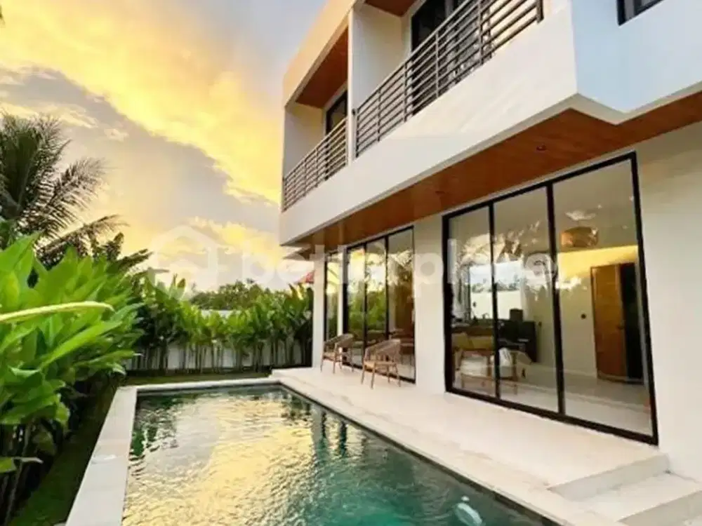 Income-Generating Ubud Gem – Stylish Fully Furnished 2-Bed Villa with High-Rated Booking Accounts, Dedicated Staff, and Seamless Ownership Transition