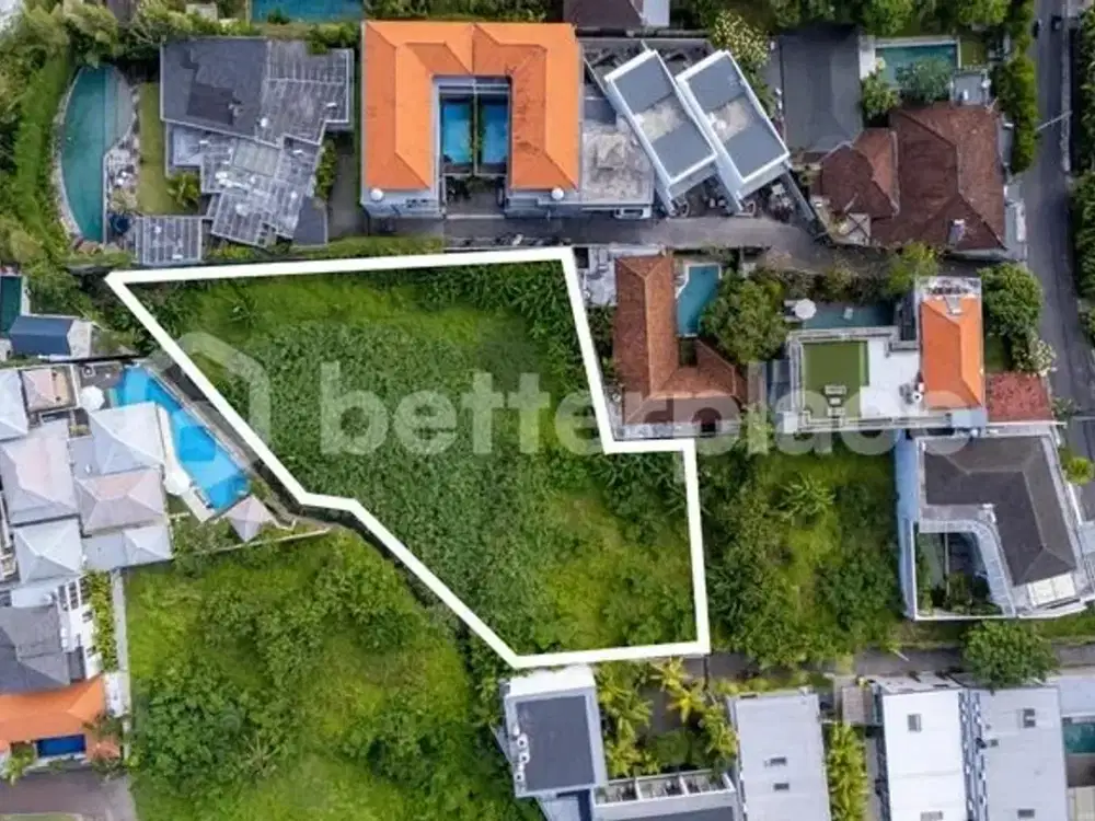 Prime 2,000 Sqm Leasehold Land in Berawa, A Rare Investment Opportunity Minutes from the Beach
