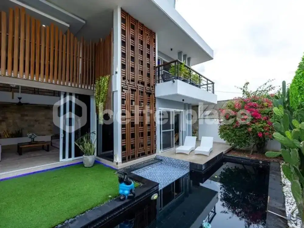 Contemporary 4 Bedroom Villa in Padonan with Rooftop Views – Few Minutes to the Beach