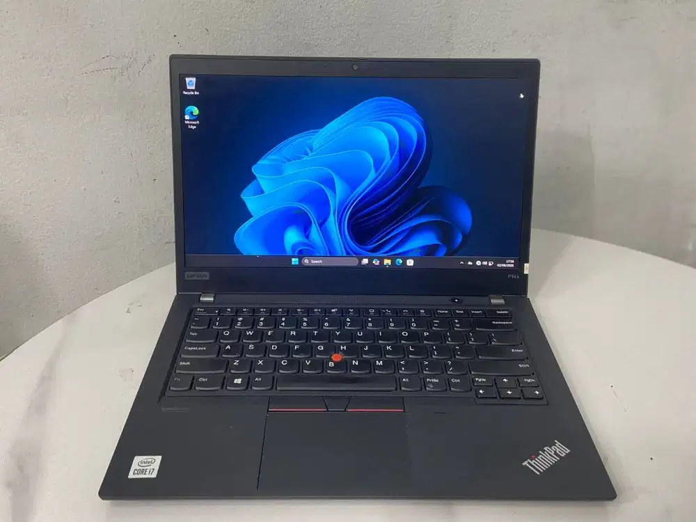 LENOVO THINKPAD P14S CORE I7 GEN10 16/512 LAYAR 14 INCH FHD *KC