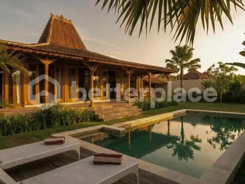 Elegant Joglo Villa in Central Ubud – Classic Balinese Design with Modern Comfort