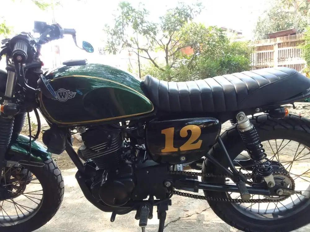 Dijual Kawasaki W175 2018 Custom Ganteng Full Katros Garage