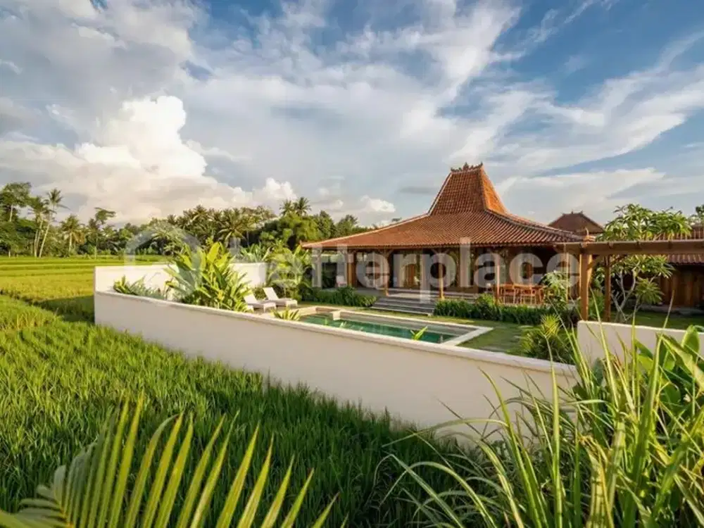 Grand Joglo Villa in Central Ubud – 3 Bedrooms with Spacious Land & Classic Balinese Elegance