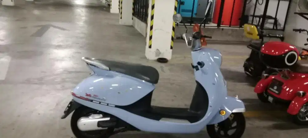 Sepeda Listrik 2 Roda Blue