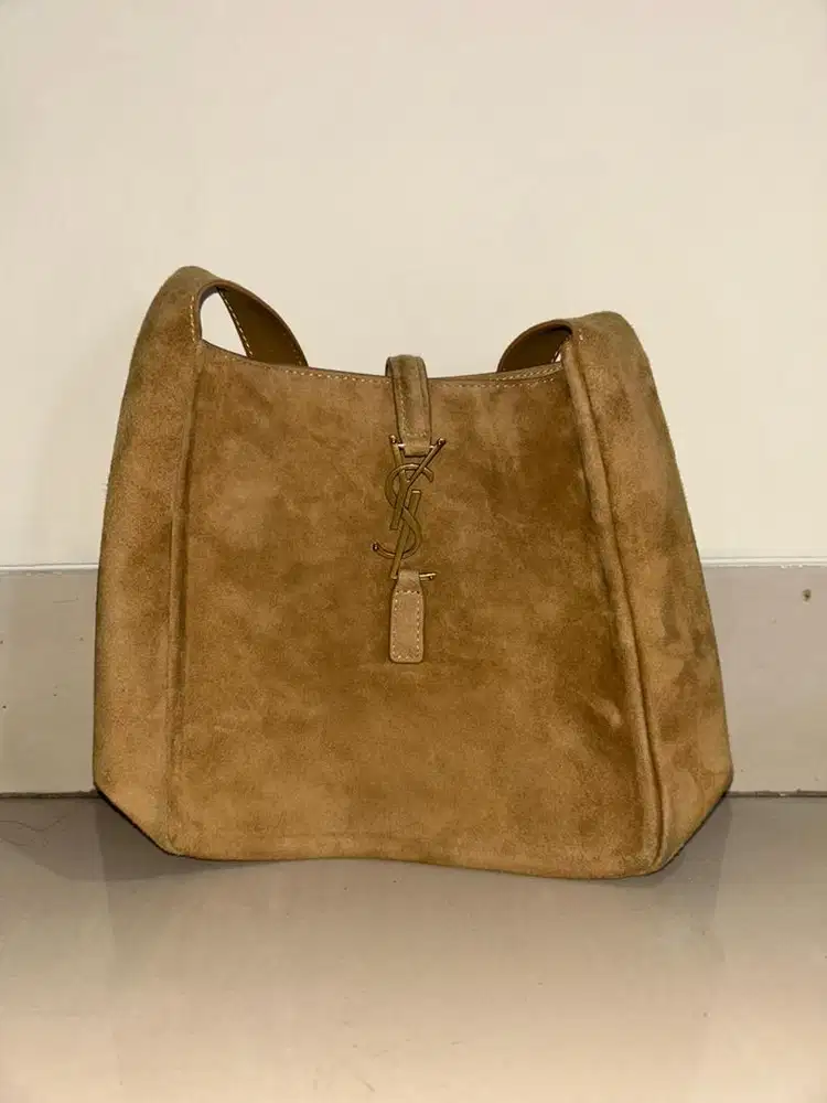 FAST SALE YSL Le 5 à 7 Supple Small Suede Camel – Authentic Preloved