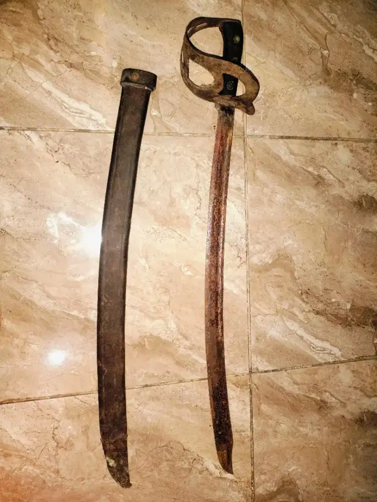 Pedang Klewang Vintage Peninggalan KNIL Era Kolonial Belanda