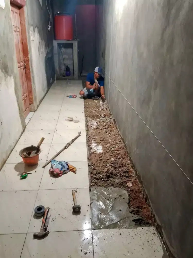 Tukang bangunan panggilan perbaikan rumah renovasi dan lain-lain