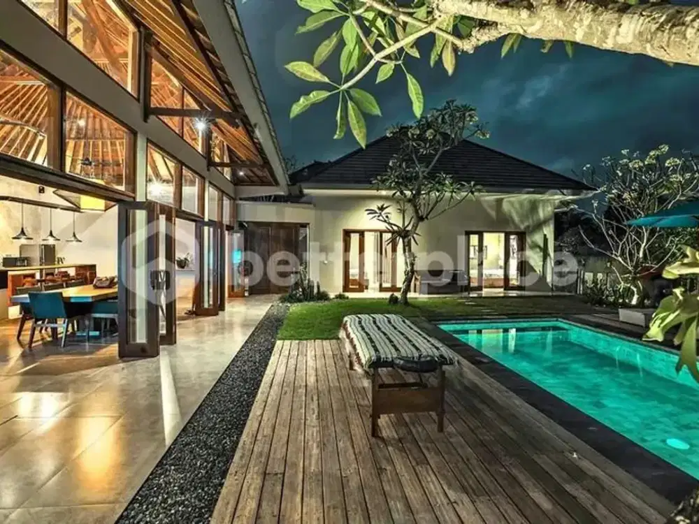 Twin-Pavilion Retreat in Peaceful Cepaka — Master Suite, Guest Wing, Infinity Edge Pool & Manicured Lawn