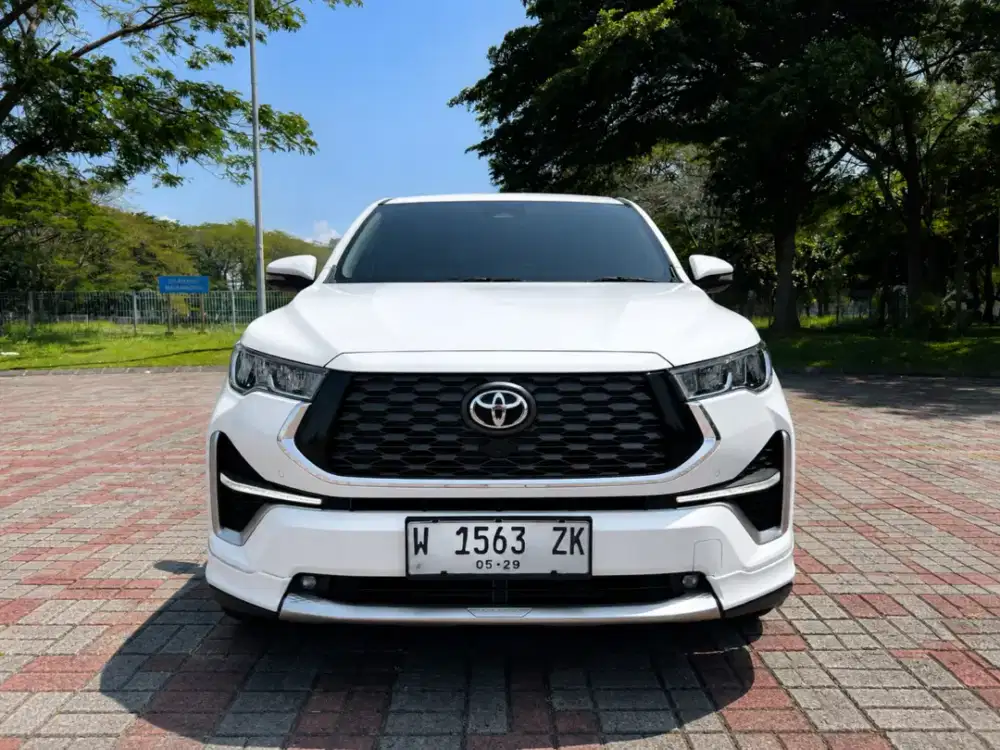 Toyota Innova Zenix Q HV Hybrid TSS Modelitas Garansi