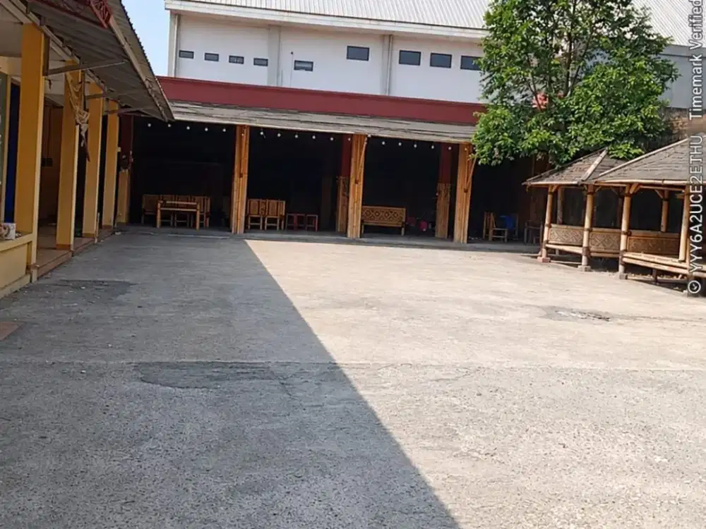 Disewakan Lahan dan rumah Bekas Restoran di Pinggir Jalan Raya Utama Jatiasih
